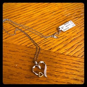 Brand new heart shaped necklace